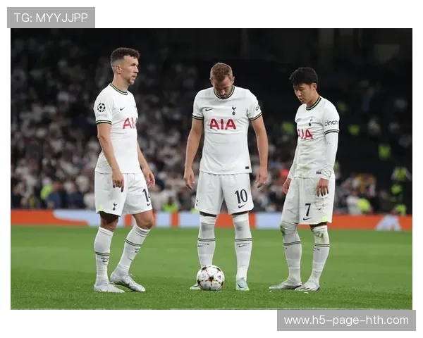 热刺埃默森边线大力抽射考验门将，足坛新星崛起！